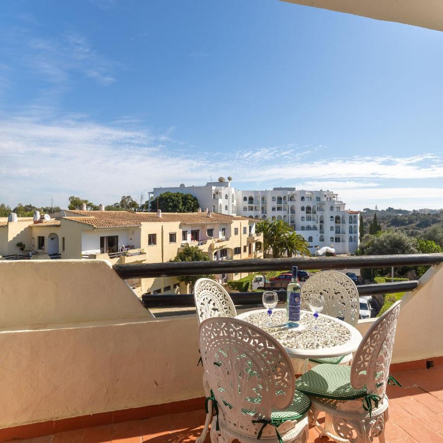 Lovely One Bedroom Apartment In Алвор Екстер'єр фото